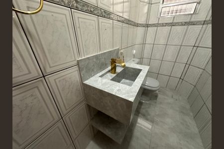 Casa para alugar com 200m², 2 quartos e 1 vagaLavabo