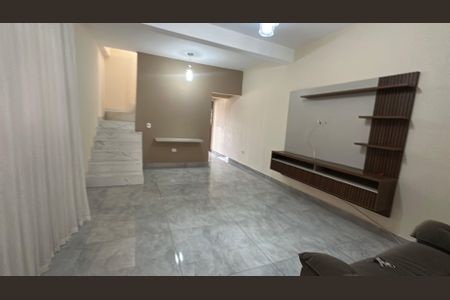 Sala de casa para alugar com 2 quartos, 200m² em Parque Viana, Barueri
