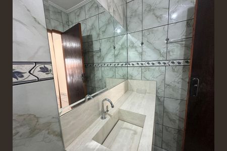 Casa para alugar com 200m², 2 quartos e 1 vagaBanheiro da Suíte