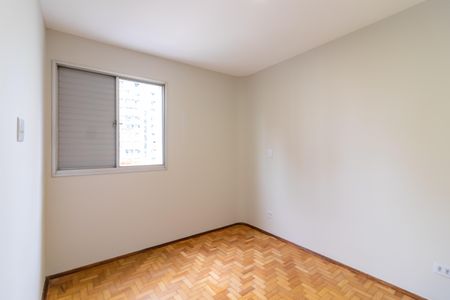 Apartamento à venda com 98m², 3 quartos e 2 vagasQuarto 2