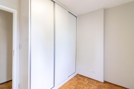 Apartamento à venda com 98m², 3 quartos e 2 vagasQuarto 3