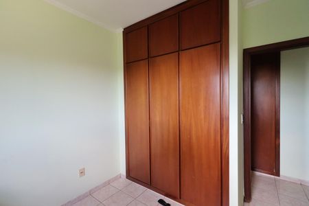 Apartamento para alugar com 110m², 3 quartos e 2 vagasQuarto 2
