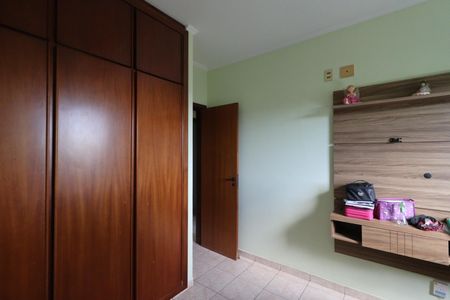 Apartamento para alugar com 110m², 3 quartos e 2 vagasQuarto 2