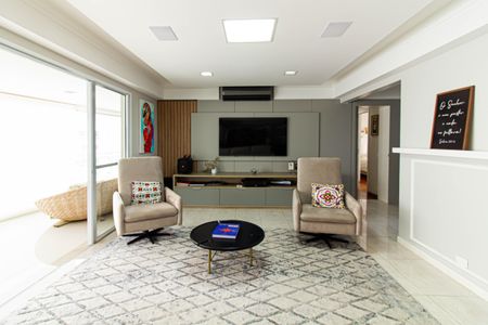 Sala de apartamento à venda com 4 quartos, 186m² em Vila Romana, São Paulo