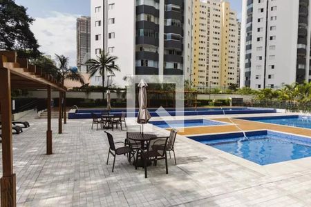 Apartamento à venda com 186m², 4 quartos e 3 vagasPiscina