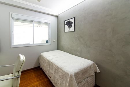 Apartamento à venda com 186m², 4 quartos e 3 vagasQuarto