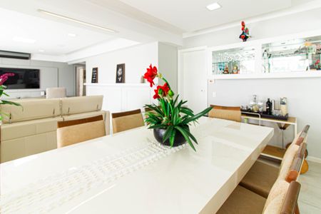 Apartamento à venda com 186m², 4 quartos e 3 vagasSala