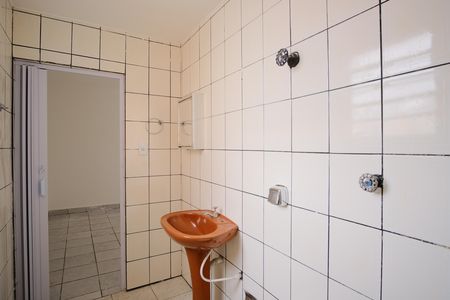 Casa de condomínio para alugar com 140m², 2 quartos e sem vagaBanheiro da Suíte
