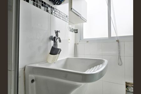 Apartamento para alugar com 58m², 2 quartos e 1 vagaÁrea de Serviço