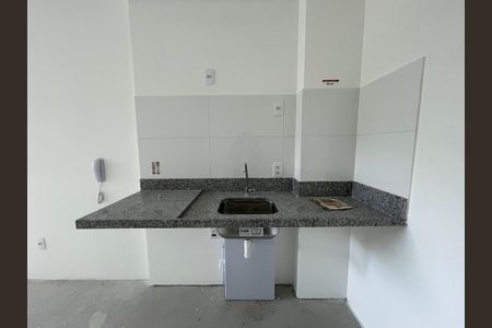 Apartamento à venda com 32m², 1 quarto e sem vaga Apartamento à venda com 32m², 1 quarto e sem vagaSala/Cozinha