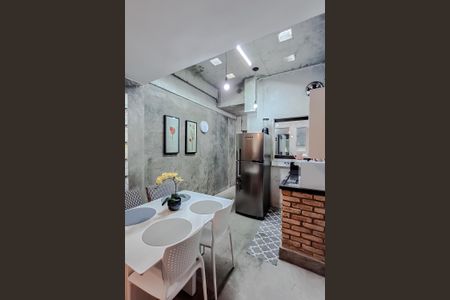 Casa para alugar com 90m², 2 quartos e 1 vaga Casa para alugar com 90m², 2 quartos e 1 vagaCozinha