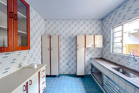 Casa à venda com 160m², 3 quartos e 2 vagasCozinha - Armários