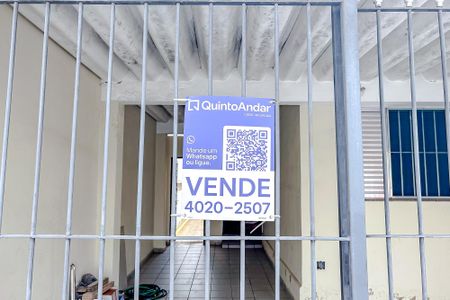Casa à venda com 160m², 3 quartos e 2 vagasPlaquinha