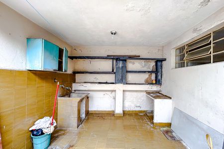 Casa à venda com 160m², 3 quartos e 2 vagasÁrea de Serviço