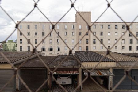Vista Quarto 1 de apartamento para alugar com 3 quartos, 52m² em Itaquera, São Paulo