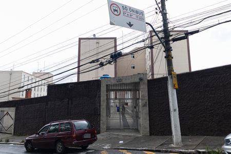 Apartamento para alugar com 52m², 3 quartos e sem vagaFachada