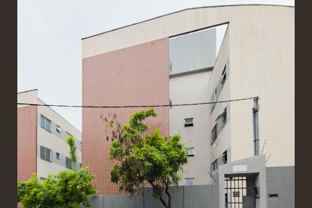 Apartamento à venda com 53m², 2 quartos e sem vaga Apartamento à venda com 53m², 2 quartos e sem vagaFachada