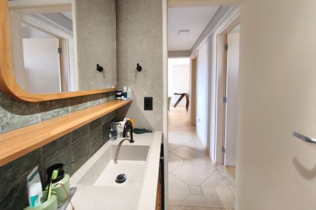 Apartamento à venda com 92m², 3 quartos e 2 vagasBanheiro Social