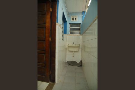 Casa à venda com 150m², 2 quartos e 2 vagasÁrea de Serviço- Edícula 