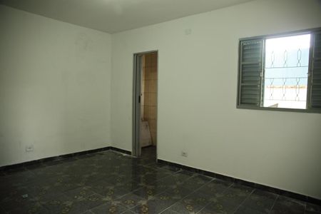 Casa à venda com 150m², 2 quartos e 2 vagasQuarto Edícula 