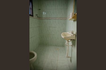 Casa à venda com 150m², 2 quartos e 2 vagasBanheiro  Edícula 