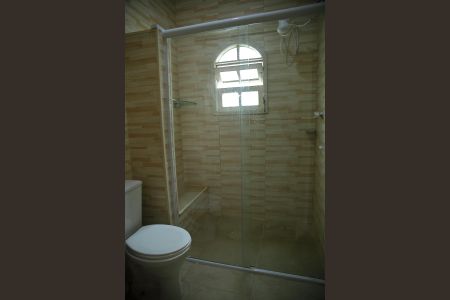 Casa à venda com 150m², 2 quartos e 2 vagasBanheiro Social 