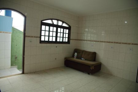 Casa à venda com 150m², 2 quartos e 2 vagasSala - Edícula 