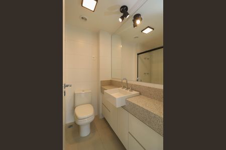 Apartamento para alugar com 80m², 2 quartos e 1 vaga Apartamento para alugar com 80m², 2 quartos e 1 vagaBanheiro