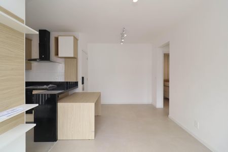 Apartamento para alugar com 80m², 2 quartos e 1 vaga Apartamento para alugar com 80m², 2 quartos e 1 vagaSala
