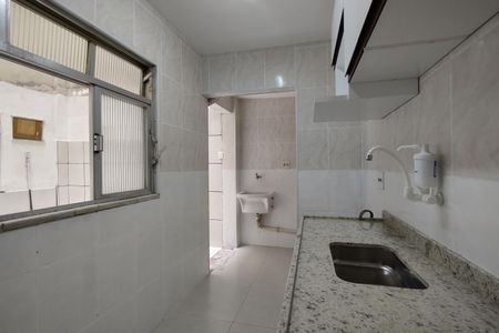 Apartamento para alugar com 70m², 2 quartos e sem vagaCozinha - Armários