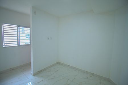 Sala de casa para alugar com 2 quartos, 70m² em Quarta Parada, São Paulo