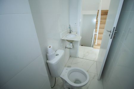 Casa para alugar com 70m², 2 quartos e sem vagaBanheiro