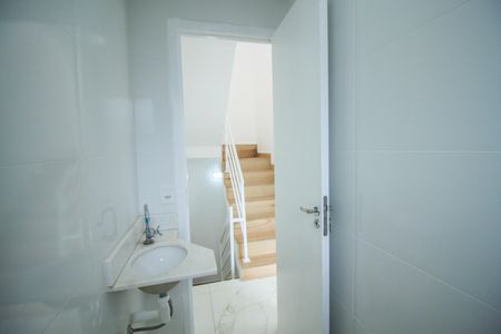 Casa para alugar com 70m², 2 quartos e sem vagaBanheiro