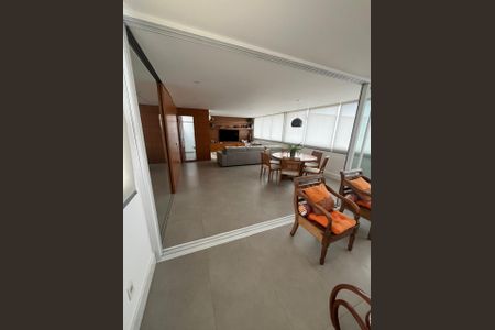 Apartamento à venda com 426m², 4 quartos e 2 vagas
