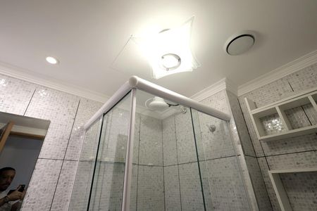 Apartamento para alugar com 53m², 2 quartos e sem vaga Apartamento para alugar com 53m², 2 quartos e sem vagaBanheiro