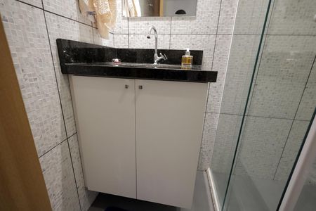 Apartamento para alugar com 53m², 2 quartos e sem vaga Apartamento para alugar com 53m², 2 quartos e sem vagaBanheiro