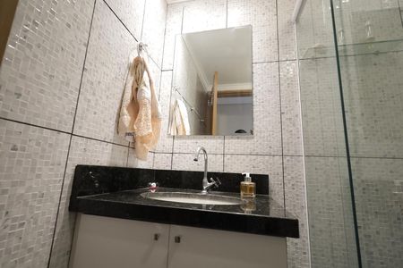 Apartamento para alugar com 53m², 2 quartos e sem vaga Apartamento para alugar com 53m², 2 quartos e sem vagaBanheiro