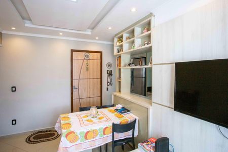 Sala de apartamento à venda com 2 quartos, 45m² em Canhema, Diadema