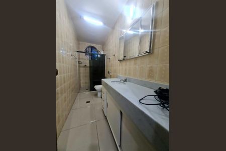 Casa à venda com 180m², 3 quartos e 3 vagas