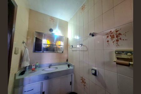 Casa à venda com 180m², 3 quartos e 3 vagas