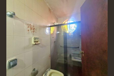 Casa à venda com 180m², 3 quartos e 3 vagas