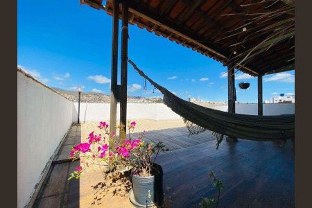 Apartamento à venda com 180m², 3 quartos e 1 vaga