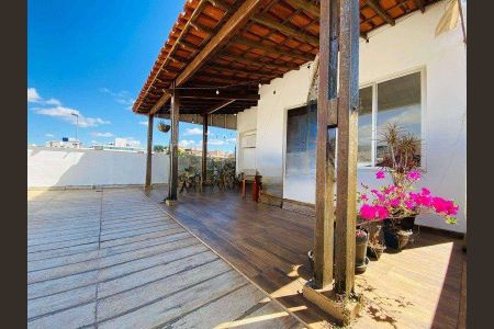 Apartamento à venda com 180m², 3 quartos e 1 vaga