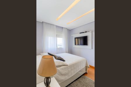 Apartamento à venda com 135m², 2 quartos e 2 vagas Apartamento à venda com 135m², 2 quartos e 2 vagasSuíte 2