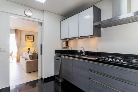 Apartamento à venda com 135m², 2 quartos e 2 vagas Apartamento à venda com 135m², 2 quartos e 2 vagasCozinha
