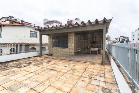Apartamento à venda com 277m², 5 quartos e 2 vagas