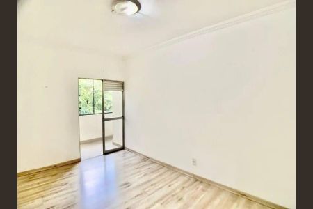 Apartamento à venda com 2 quartos, 80m² em Estoril, Belo Horizonte