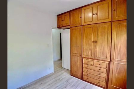 Apartamento à venda com 2 quartos, 80m² em Estoril, Belo Horizonte
