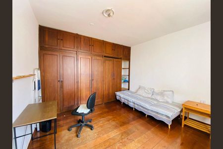 Apartamento à venda com 5 quartos, 350m² em Santa Tereza, Belo Horizonte