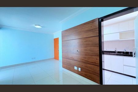 Apartamento à venda com 3 quartos, 72m² em Palmares, Belo Horizonte